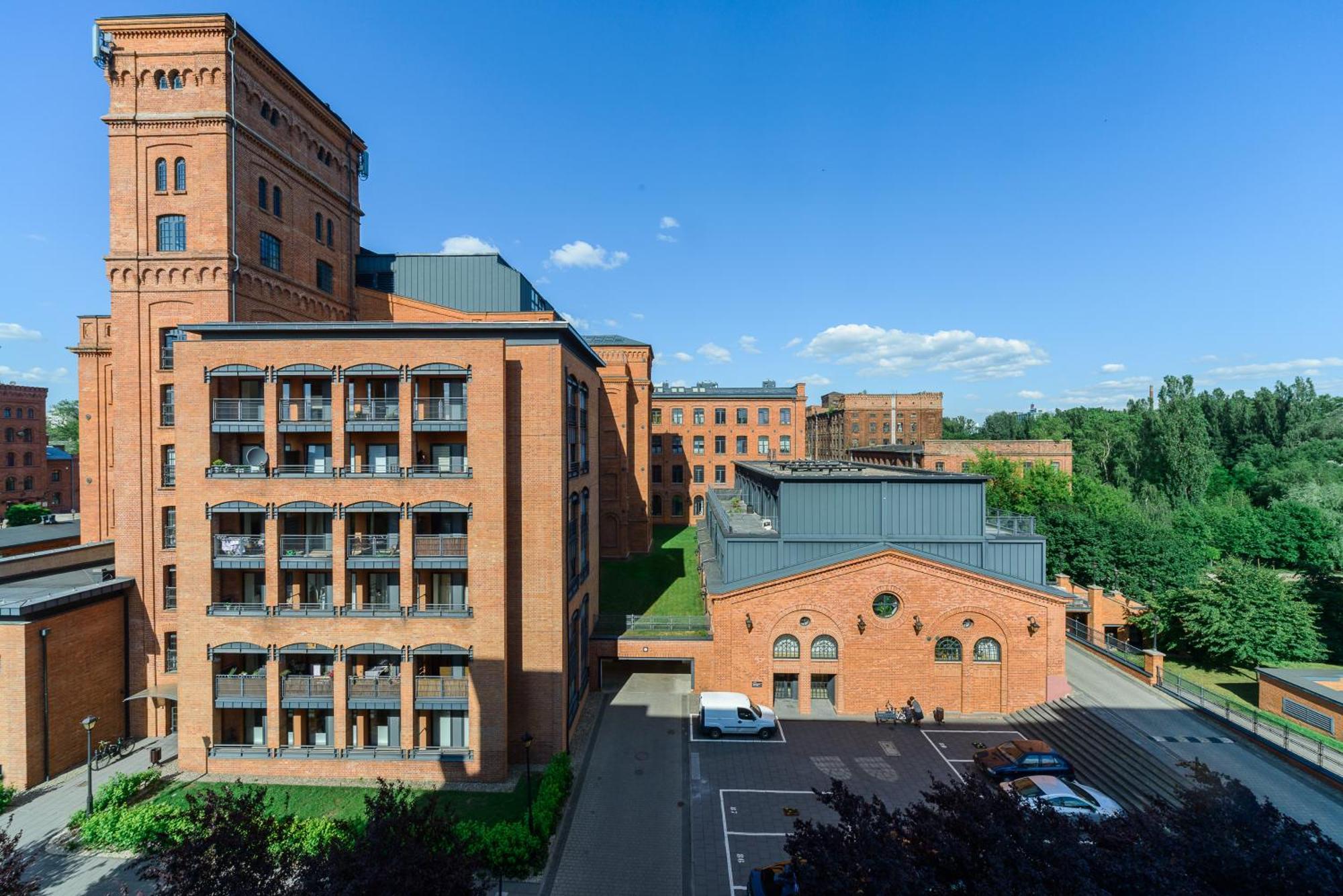 Lumina Loft Tymienieckiego With A View Of The Lake Lodz  Luaran gambar